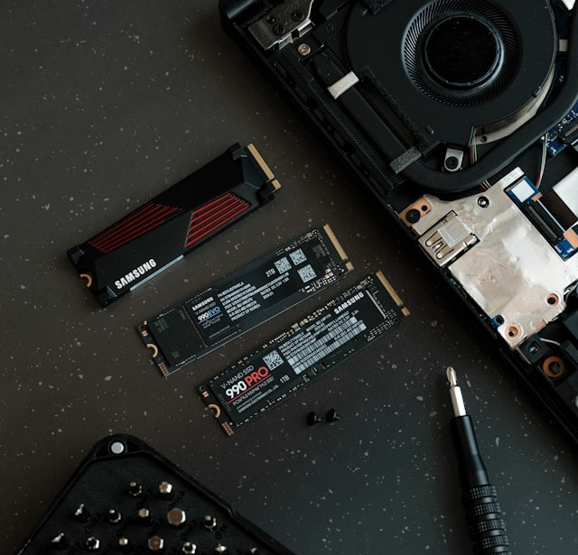 samsung-memory-_6OjWguC8zI-unsplash